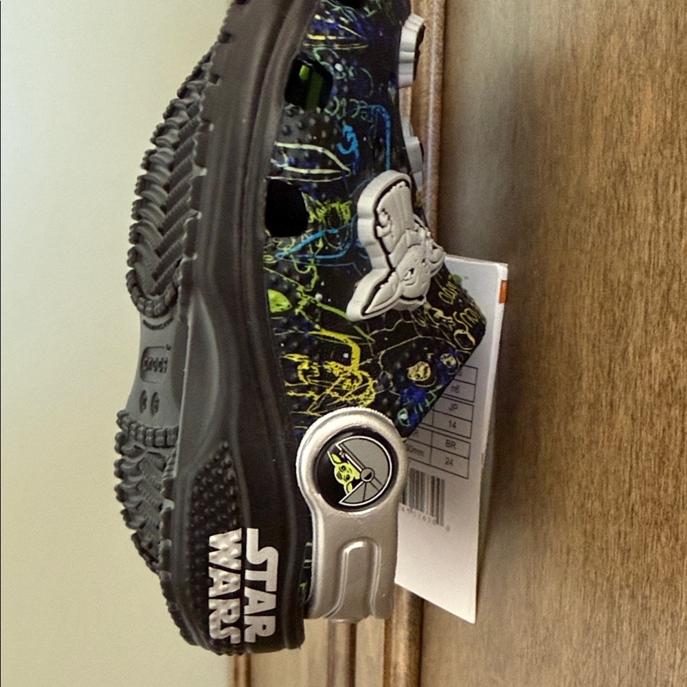 CROCS Kids Disney Star Wars Mandalorion The Child Grogu Clog.  NWT.